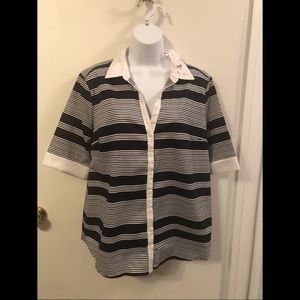 New, NY&C V Neck Short Sleeve Striped Blouse